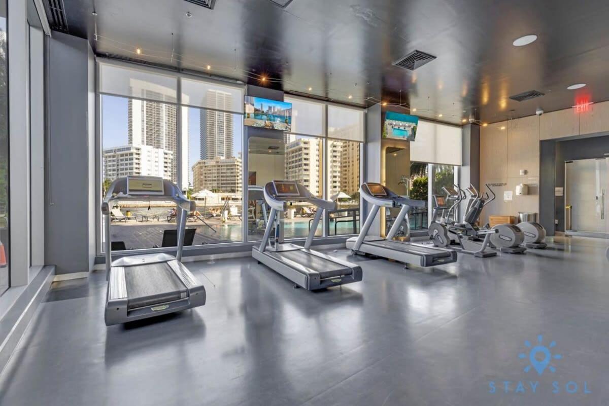 Amenities Balcony W Stunning Views-Beachfront Hallandale Beach Exterior photo