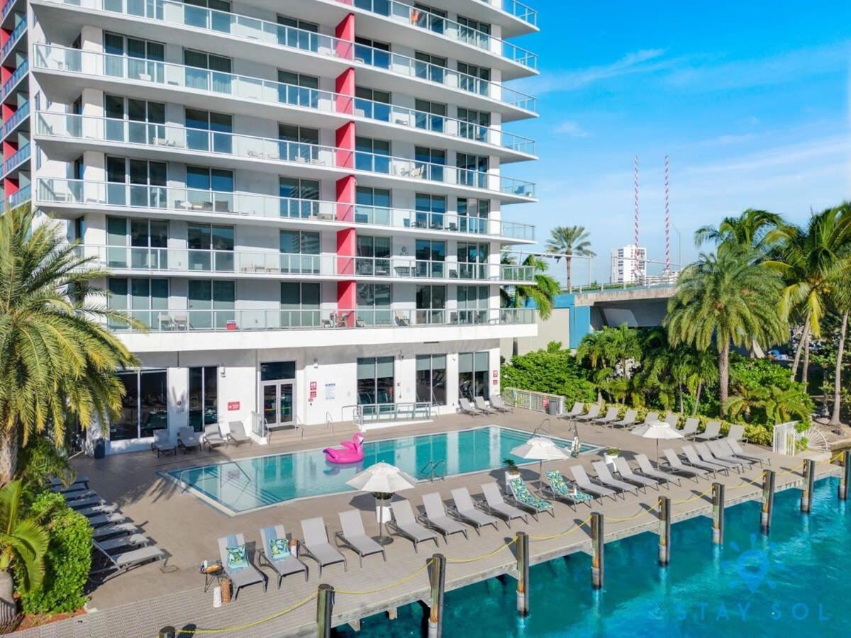 Amenities Balcony W Stunning Views-Beachfront Hallandale Beach Exterior photo